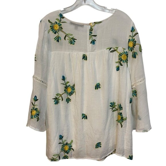 NWT Figueroa & Flower Size 1X Light Airy Top Embroidery Bell Sleeve Boho Flowy - Picture 2 of 4